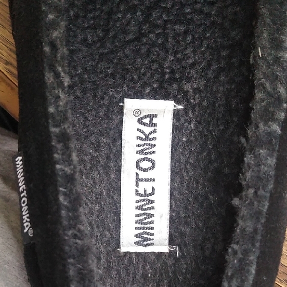 Minnetonka Plaid Moccasin Slippers - Picture 5 of 8